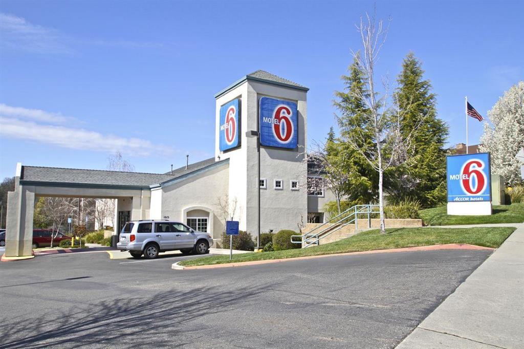 Motel 6-Auburn, Ca מראה חיצוני תמונה